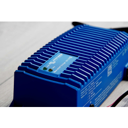Ładowarka Blue Smart  24/5 24V - 5A wodoodporna – IP67 Bluetooth-Smart Profesjonal do montażu na stałe w łodzi